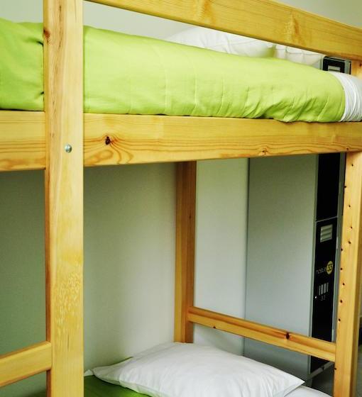 هتل Hostel 33