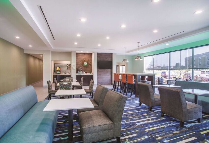 هتل La Quinta By Wyndham Cullman