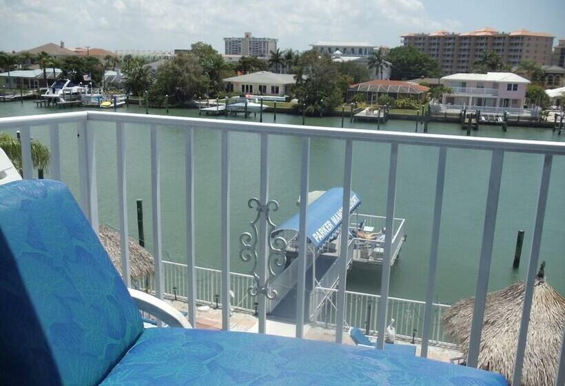 هتل Parker Manor Resort