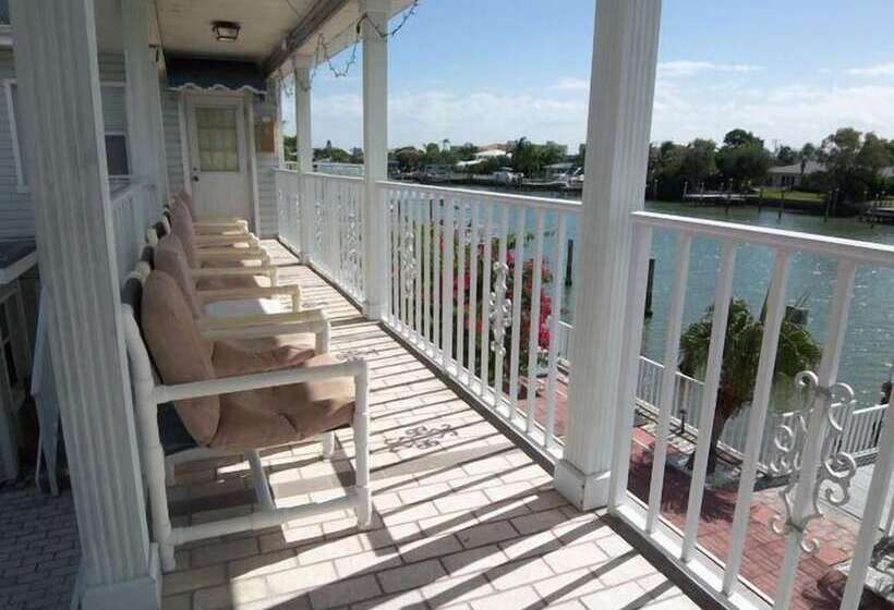 هتل Parker Manor Resort