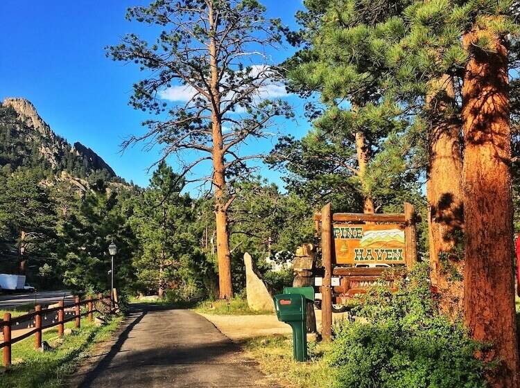 호텔 Pine Haven Resort