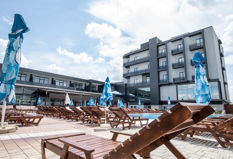 هتل Spa Ice Resort
