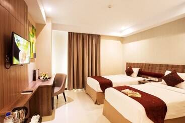 Fotos del hotel Tara Hotel Yogyakarta:  7