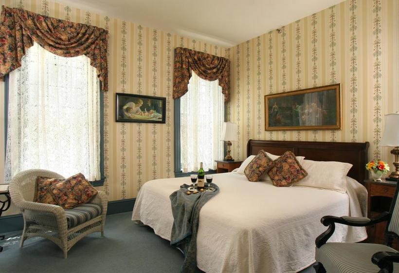 호텔 The Lafayette Inn