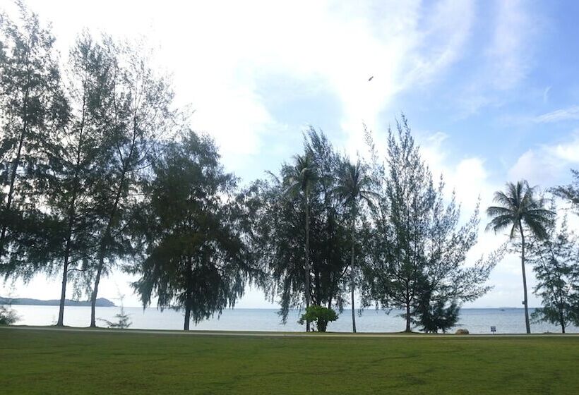 Pantai Indah Lagoi Bintan