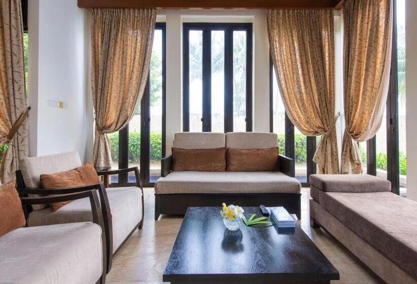 Sabah Beach Villas & Suites