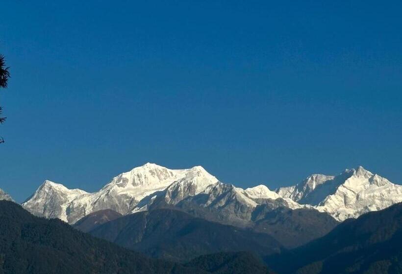 هاستل Wake In Himalayas