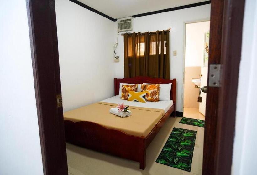 ベッドアンドブレックファースト Amparo S Tourist Inn Coron
