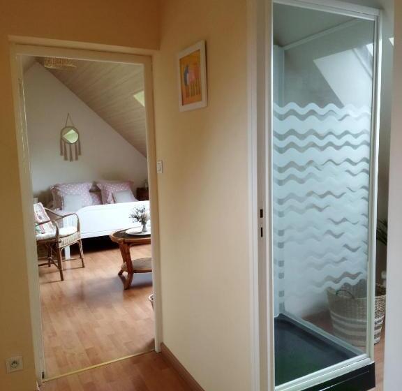 ベッドアンドブレックファースト Chambre Chez L Habitant