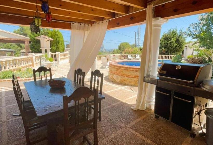 تختخواب و صبحانه Entre Mar Y Montaña