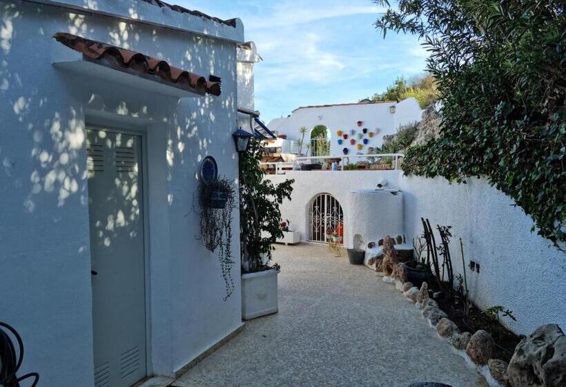 تختخواب و صبحانه Entre Mar Y Montaña