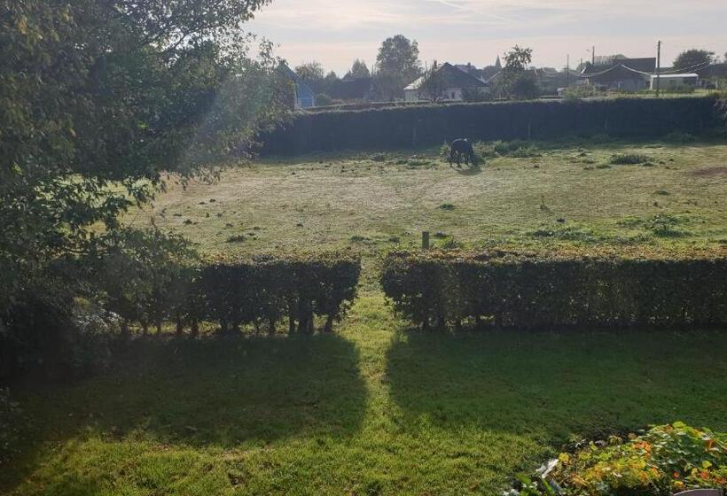 ベッドアンドブレックファースト La Calvélène