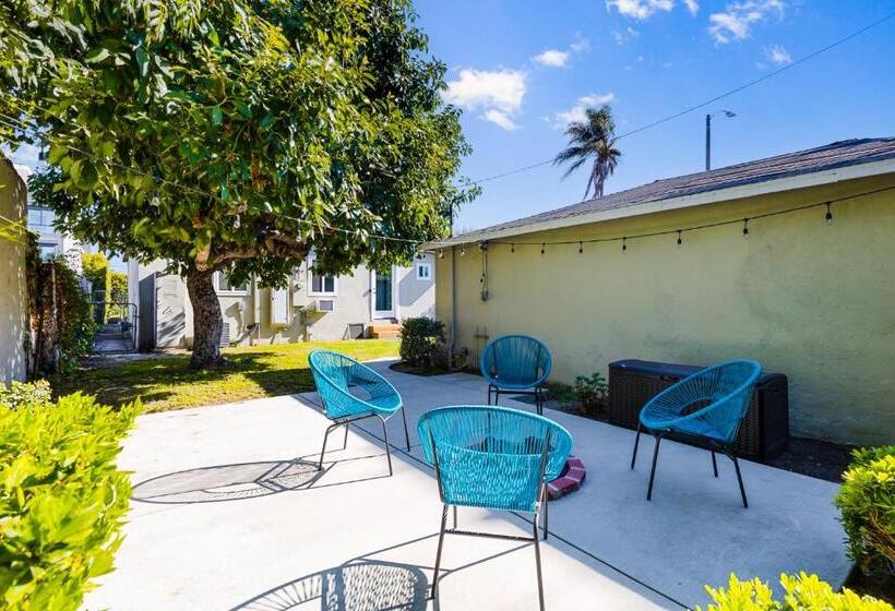 مبيت وإفطار Sunny Studio Near Culver City