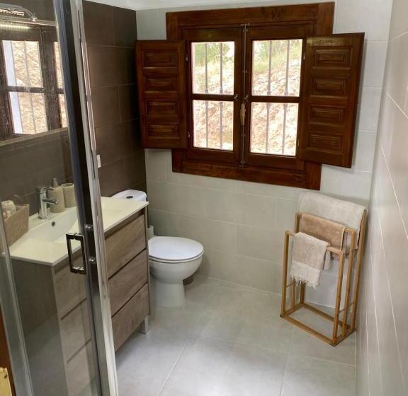 تختخواب و صبحانه Casa Clara