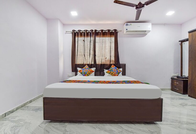 Fabhotel Vishwa Palace