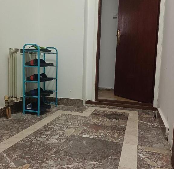 هتل کپسول Panda Victor Space Capsule Hostel Neo Nomad