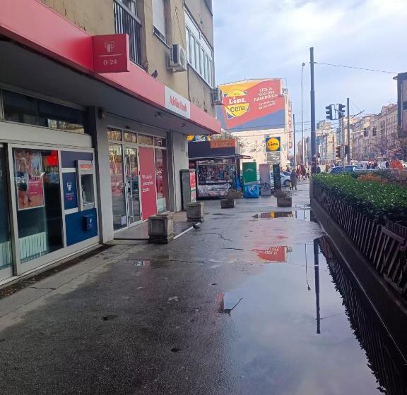 هتل کپسول Panda Victor Space Capsule Hostel Neo Nomad