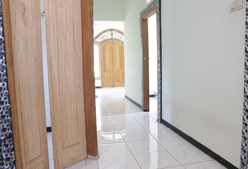 هتل Oyo Life 92982 Kost Berkah Ibu