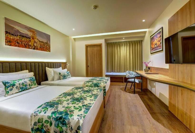 Отель Regenta Central Javaji Mysore