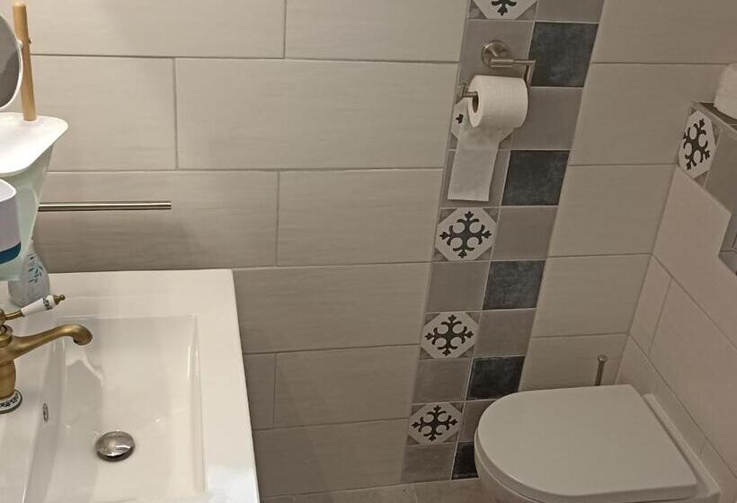 ペンション Chambre Douillette Pour 2 à Bruyères   Proche Centre Et Randonnées   Fr 1 589 602