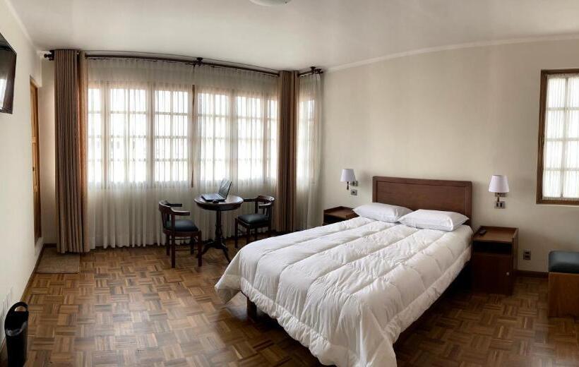 پانسیون Hospedaje Sarabia