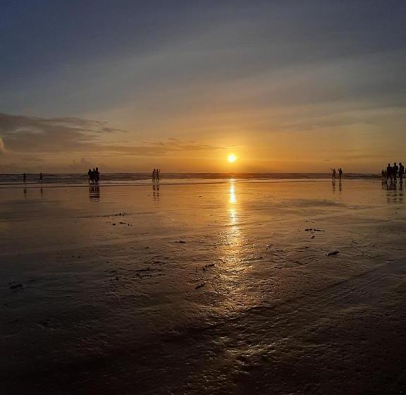 پانسیون Mantrastays