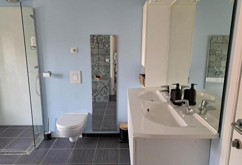 Пансион Chambres D Hôtes à 5min De Pairi Daiza Et 30min D Ath Et Mons