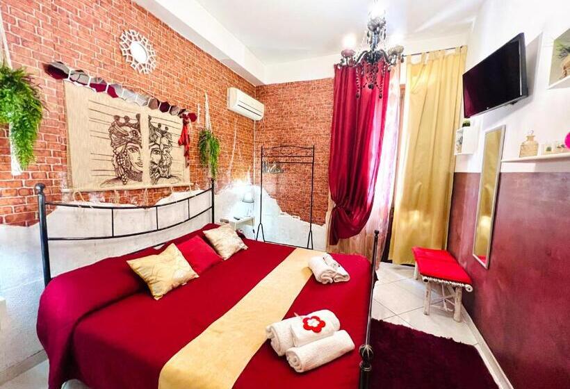 تختخواب و صبحانه Regina Elena