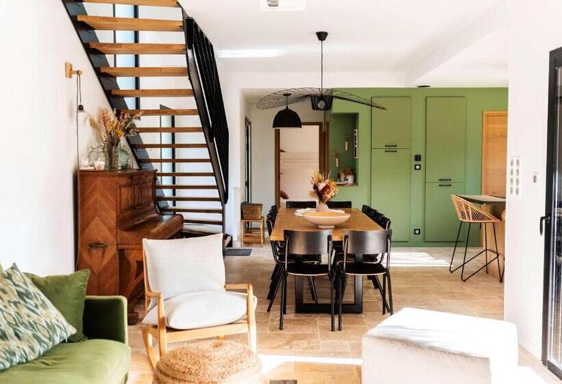 Bed and Breakfast Dans Les Arbres