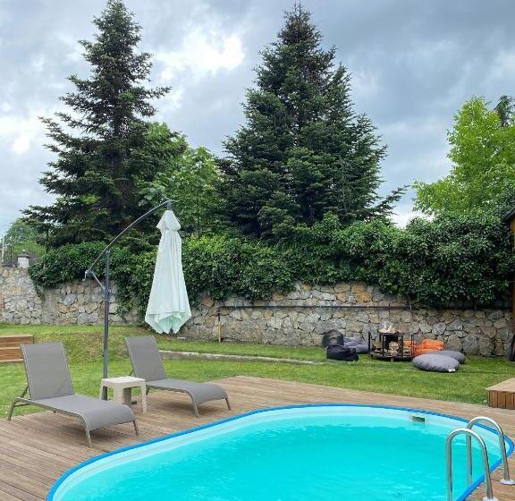 تختخواب و صبحانه Eksado Resort