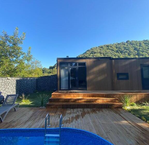 تختخواب و صبحانه Eksado Resort