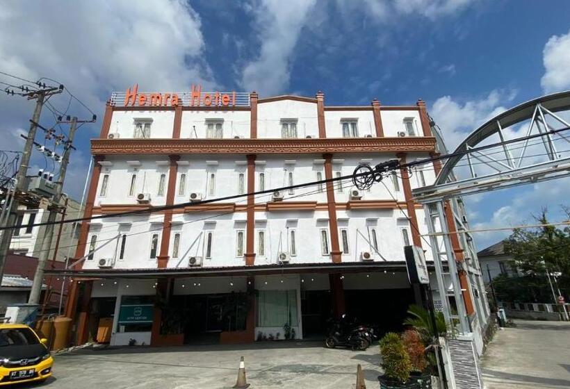 هتل Hemra