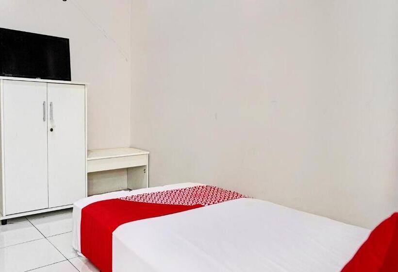 هتل Oyo Life 92684 Kost Mutiara Nirwana