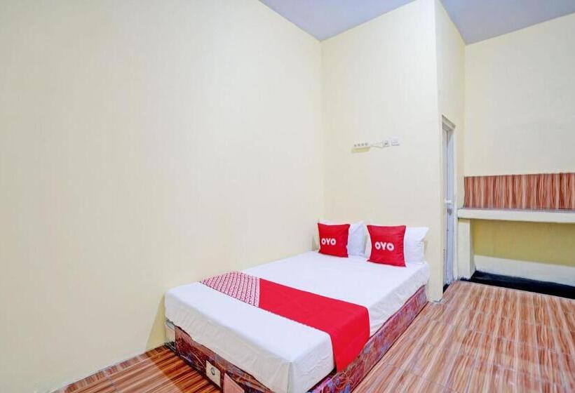 酒店 Oyo Life 92920 Rumah Kost Azca
