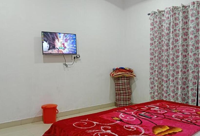Отель Samarth Cottage By Holiday Villass Mahabaleshwar
