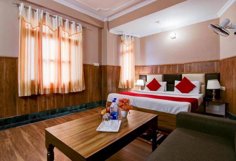 هتل Varuni Resort Mcleod Ganj