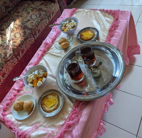 پانسیون Agus Family Homestay