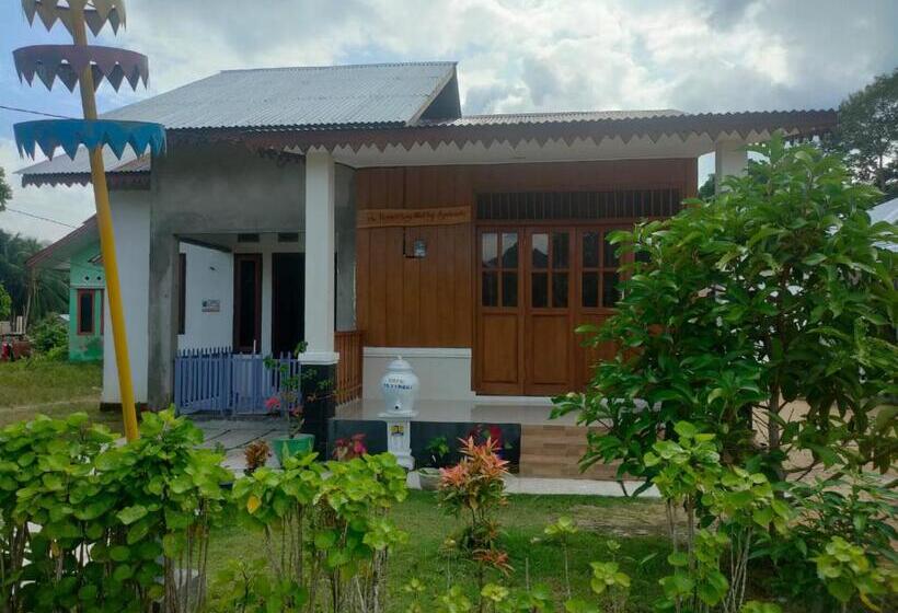 پانسیون Homestay Melty Aprianti Tanjong Tinggi