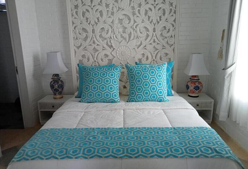 Пансион Piramida S White Villa S Bali