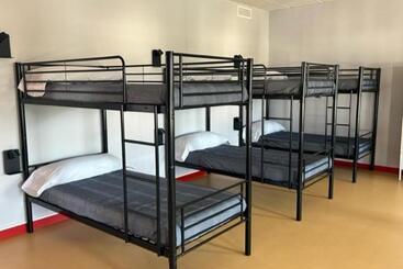 Albergue A Pobra Do Brollon