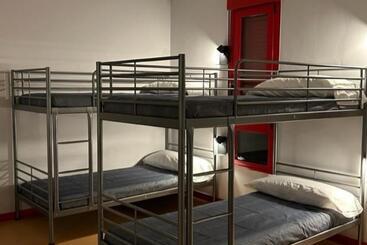 Albergue A Pobra Do Brollon