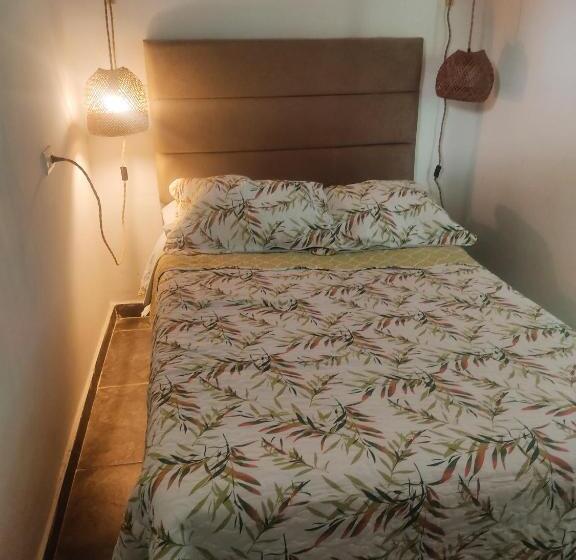 تختخواب و صبحانه Casa Hotel El Encanto De Carmen