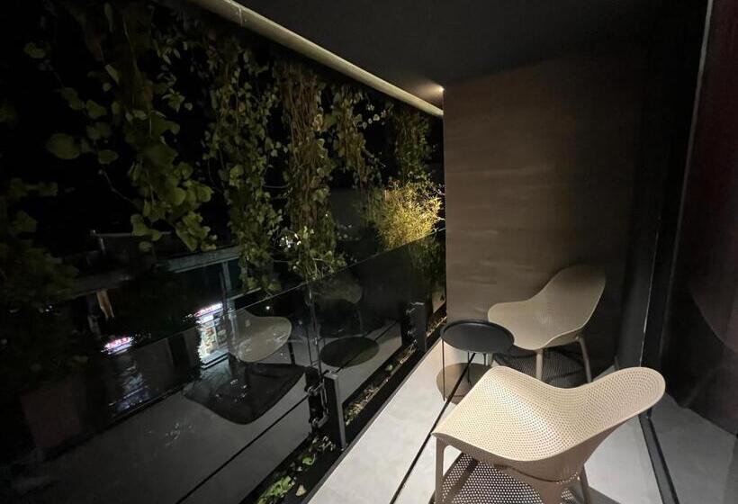 هتل Bamboo Garden