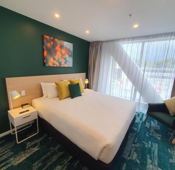 בית מלון כפרי La Quinta By Wyndham Ellerslie Auckland