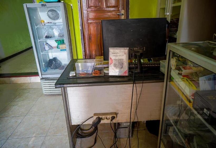 فندق Oyo 93069 Penginapan Sumber Rizki