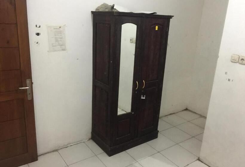فندق Oyo Life 93009 Griya Nautika Sedati