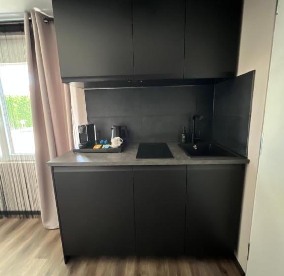 Keller Apartment