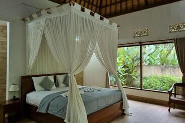 پانسیون Mambul Garden Private Villa