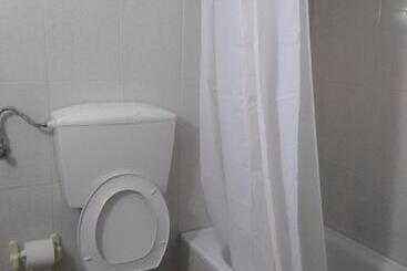 پانسیون Melaya Private Rooms