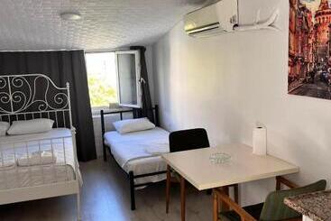 Red House Fatih